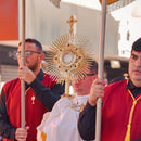 Ostensório Catedral com Pedras banhado a ouro