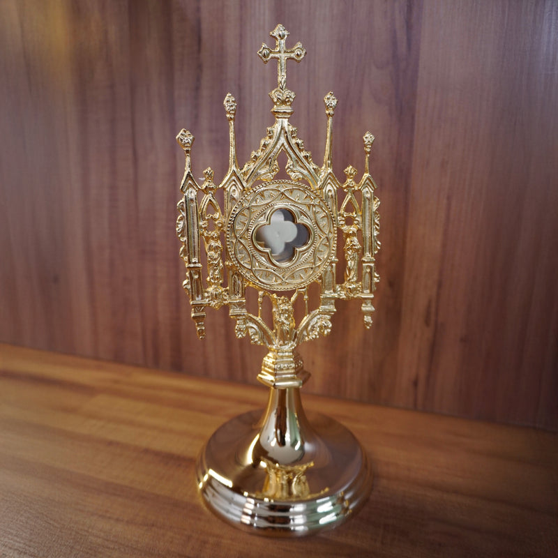 Relicário Virtudes banhado a ouro
