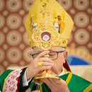 Relicário Gótico banhado a ouro