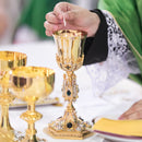 Cálice Virtudes em banho misto de ouro e níquel