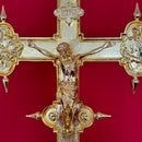 Cruz Processional Vaticana banhada a ouro - haste espiral