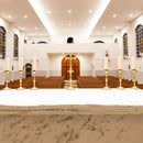 Conjunto de Castiçais Lisos com Cruz banhado a ouro (7 Peças)