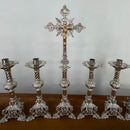 Conjunto de Castiçais Espirais Médios com Cruz banhado a níquel (7 Peças)