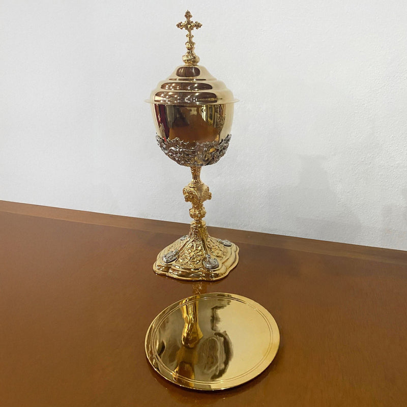 Âmbula Querubim banhada a ouro