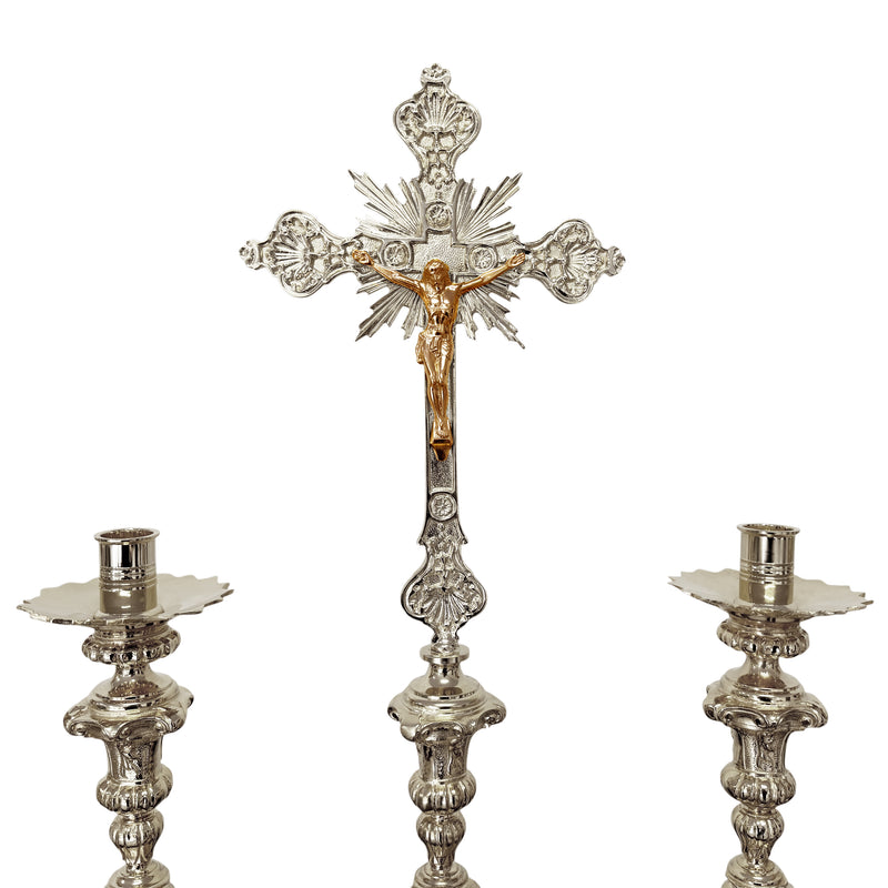 Cruz de Altar Francesa banhada a níquel