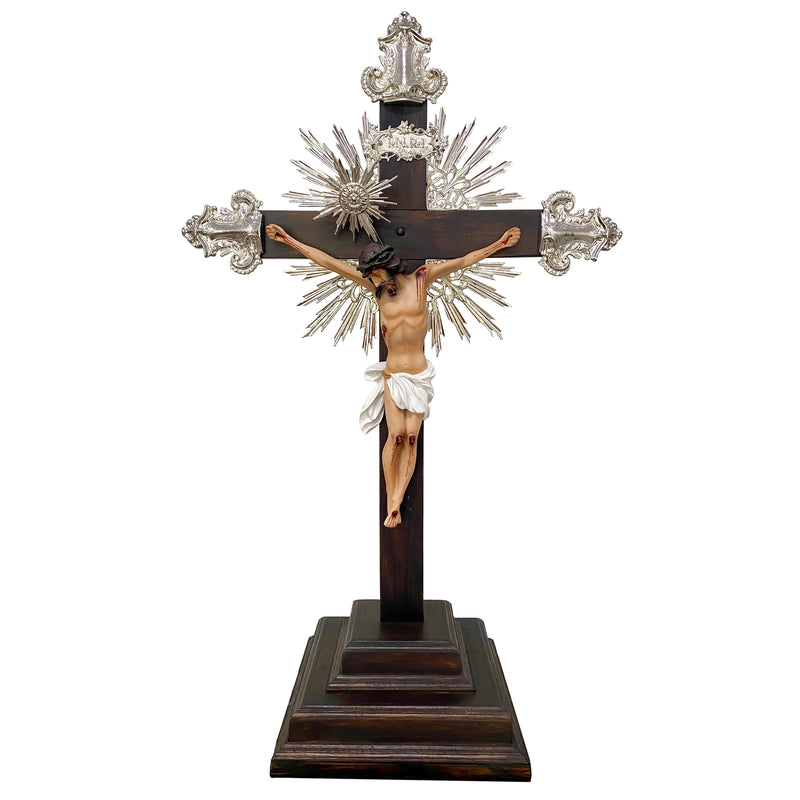 Crucifixo 103cm com Base Ornado com Metal banhado a níquel