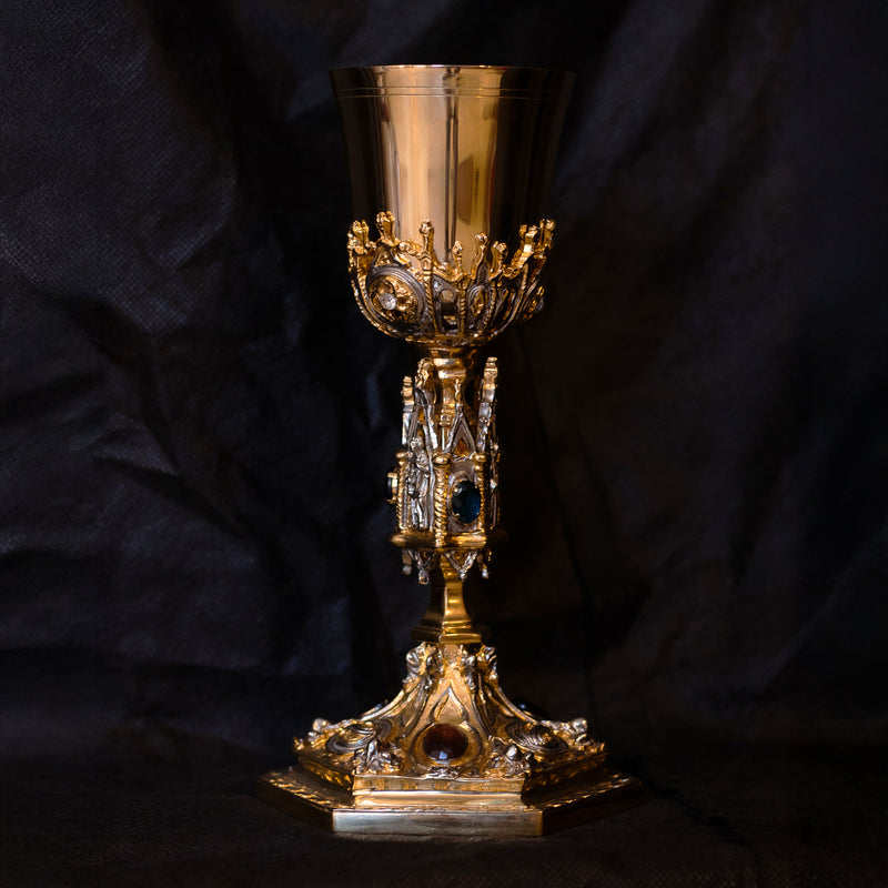 Cálice Virtudes em banho misto de ouro e níquel