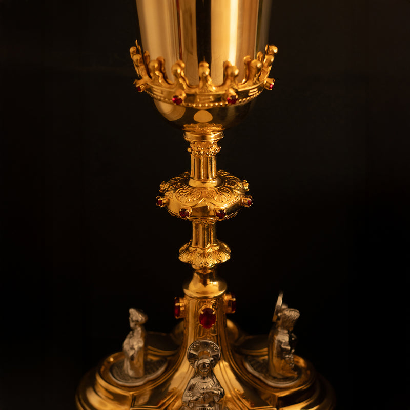 Cálice Vaticano banhado a ouro