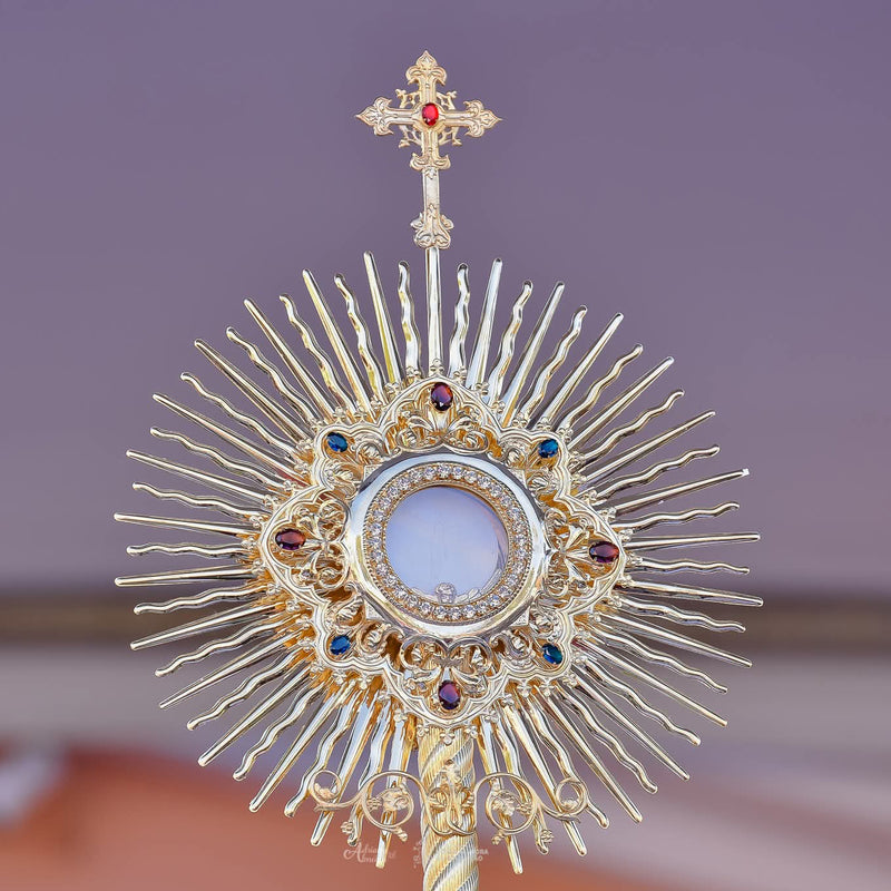 Ostensório Catedral com Pedras banhado a ouro
