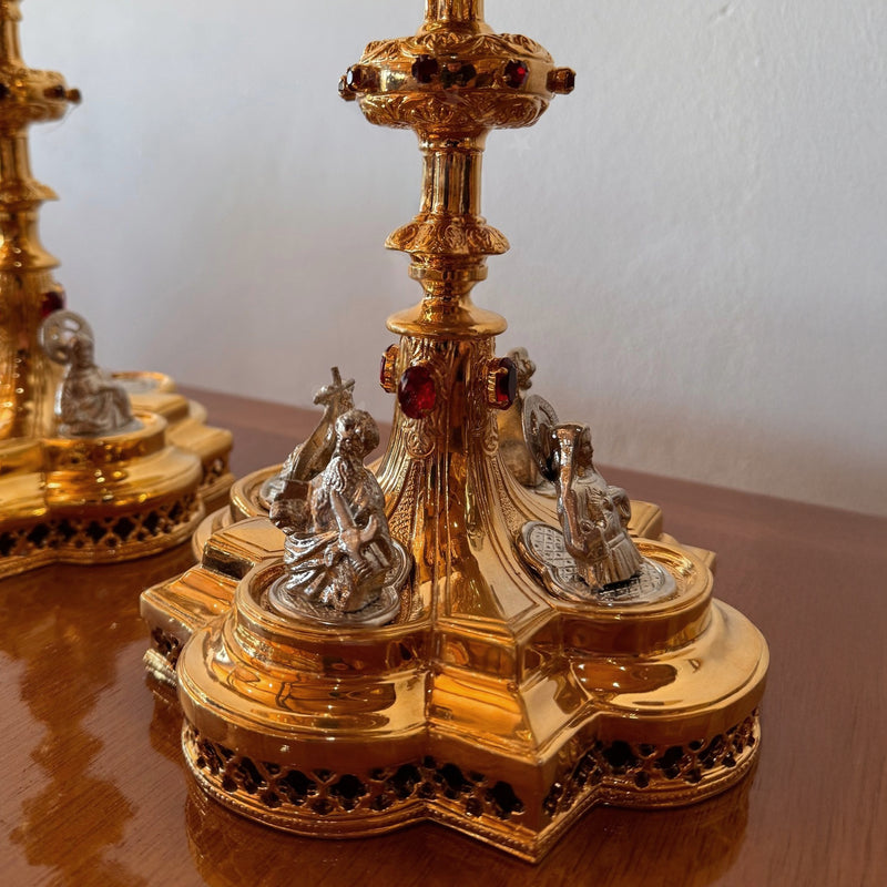 Conjunto de Cálice e Âmbula Vaticano banhados a ouro