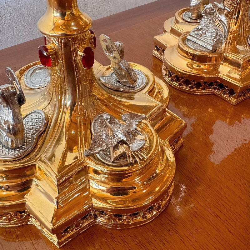 Conjunto de Cálice e Âmbula Vaticano banhados a ouro
