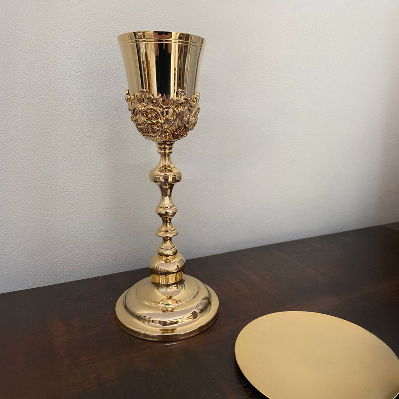 Cálice JHS com Grade banhado a ouro