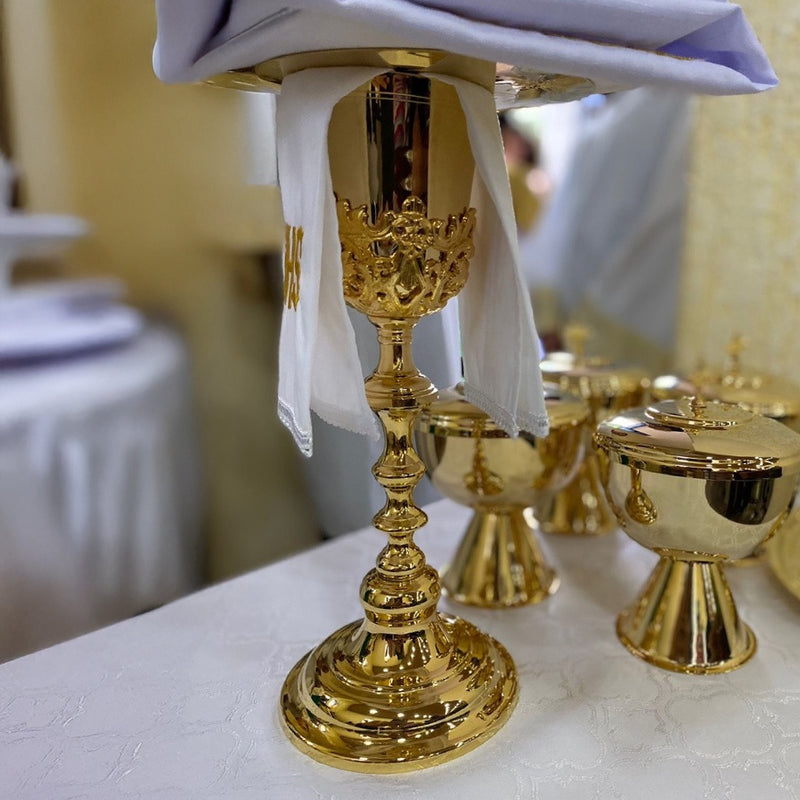 Cálice JHS com Grade banhado a ouro