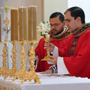 Conjunto de Castiçais Barrocos Peq. com Cruz banhado a ouro (7 Peças)