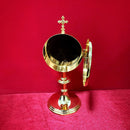 Píxide banhada a ouro