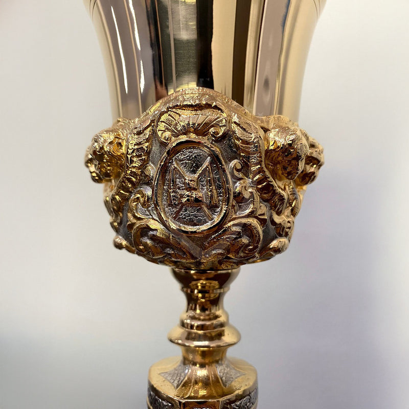 Cálice Romano em banho misto de ouro e níquel