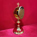 Píxide banhada a ouro