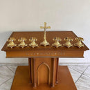 Conjunto de Castiçais Ovais para Donzela com Cruz banhado a ouro (7 Peças)